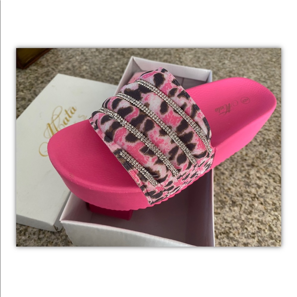 Pink Leopard Rhinestone-Accent Platform Slide - Picture 3 of 6